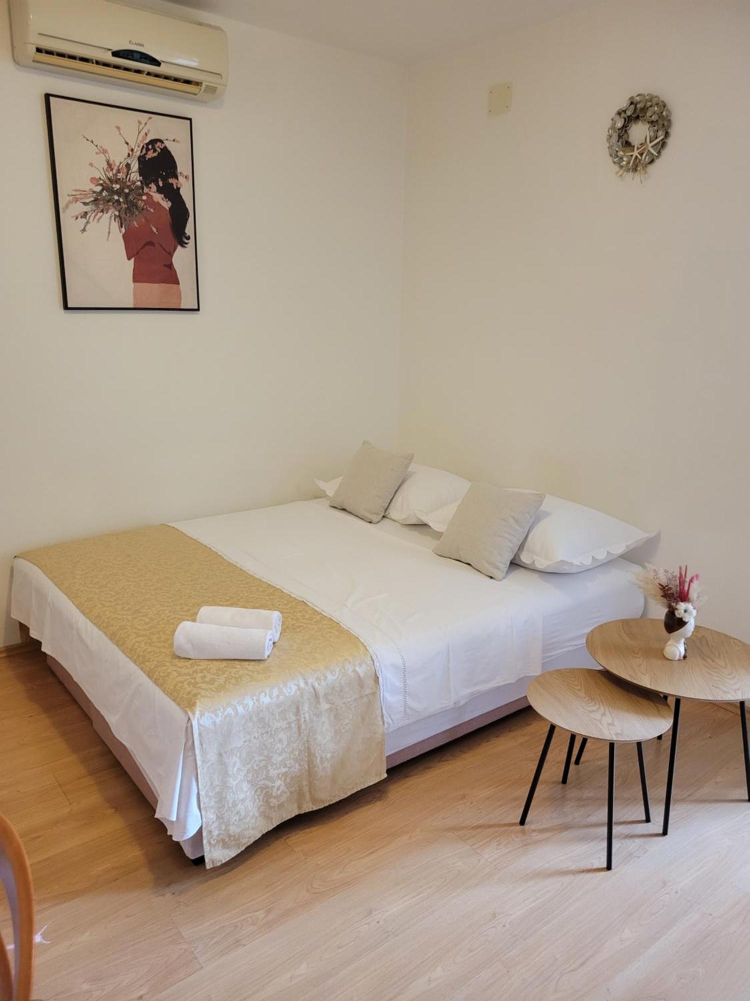 Apartman Vulic Lejlighed Tučepi Eksteriør billede