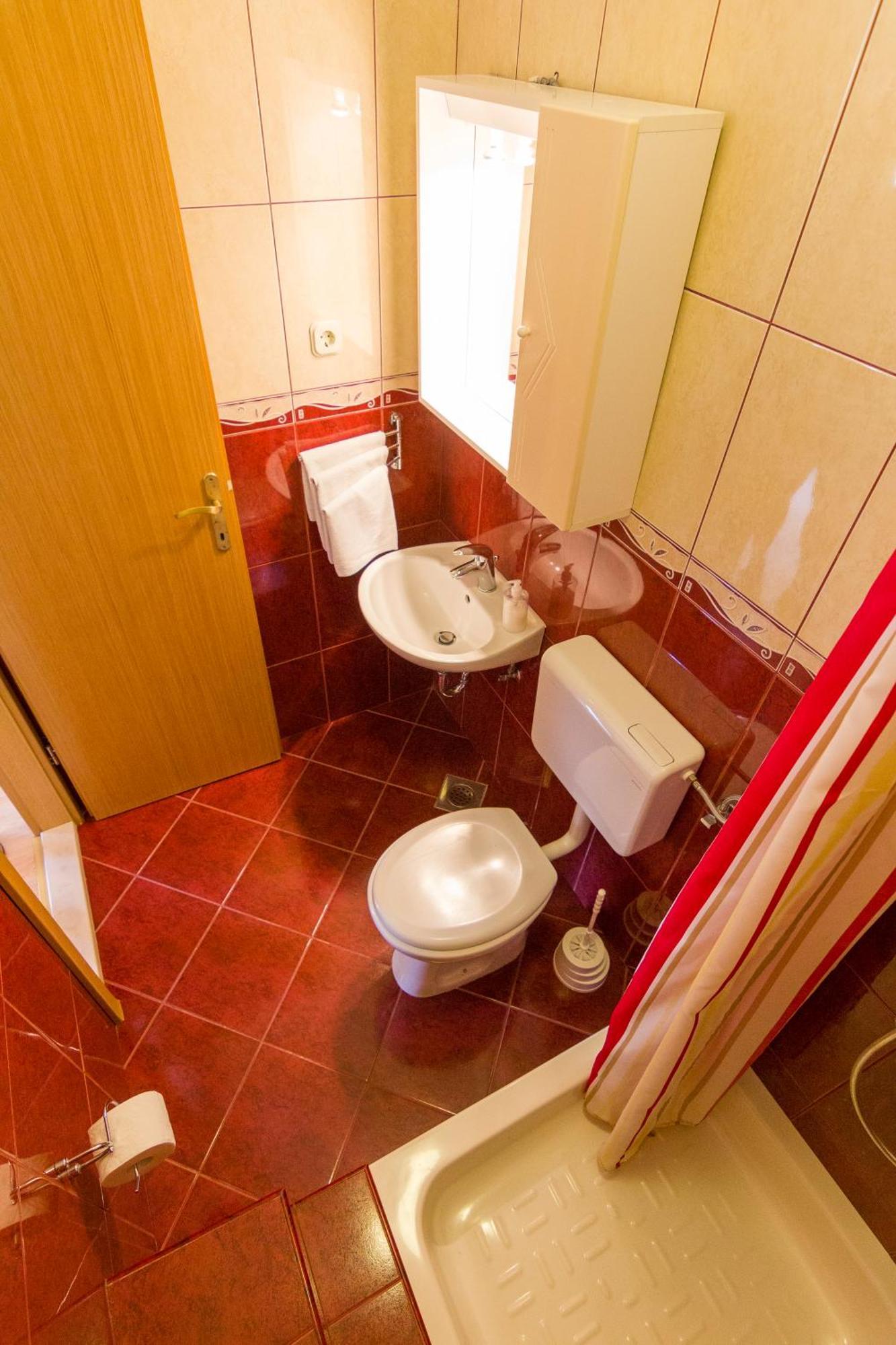 Apartman Vulic Lejlighed Tučepi Eksteriør billede