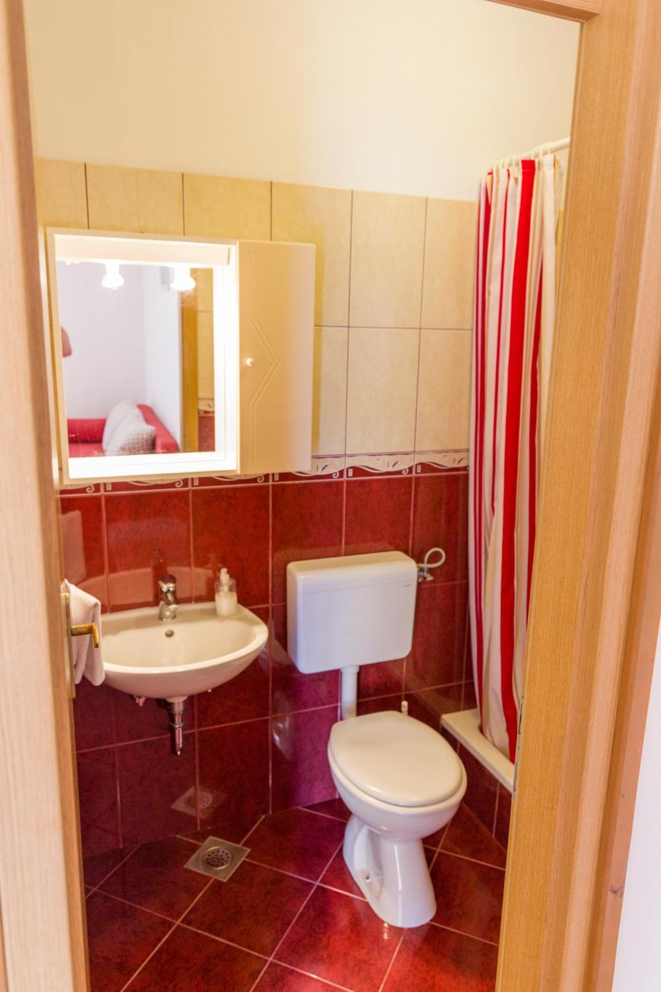 Apartman Vulic Lejlighed Tučepi Eksteriør billede